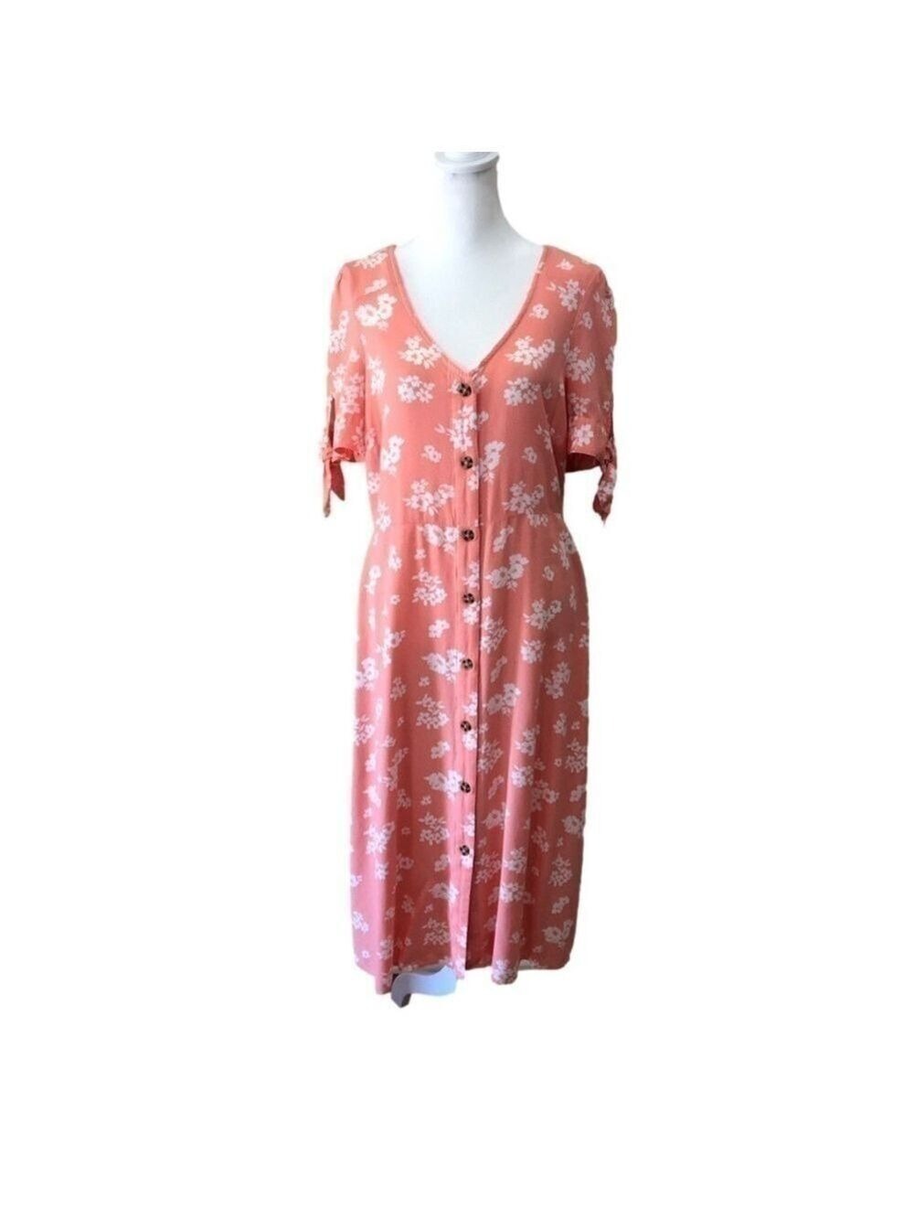 PEYTON & Parker midi length button front shirtwaist dress. Floral and dots. Sz M